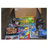 Mixed toy lot- Puzzles, Dolls