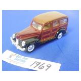 1940 Ford Woody Wagon Die Cast Car - SS 5706