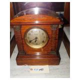 Mantel Clock In Mint Condition Seth Thomas Brand