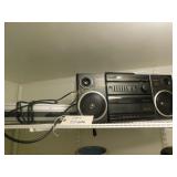 Electronics / Stereo Mixed Lot - DVD/VHS Combo