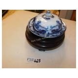 Flo Blue Staffordshire Serving Bowl with Lid and