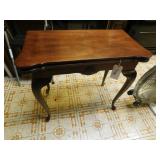 Entry Table Brant Brand