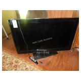 Samsung TV with Swivel Base Universal Remote 46"