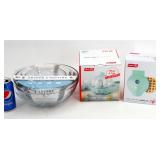 New Kitchen - Glass Bowls, Egg Cooker, Waffle