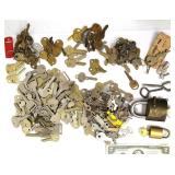 Key Lot - Mostly Blanks w Locks & Assorted