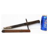 Rare WWII Japan Paratrooper Bayonet w Scabbard