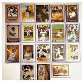 18 Roberto Clemente Baseball Card Lot