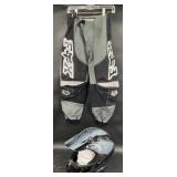 Frenzy MX Medium Helmet & 28' Fox Racing Pants
