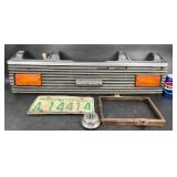 ï¿½80-ï¿½82 Datsun 210 Grille, Datsun Wheel Center +