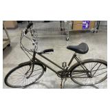 Vintage Raleigh Bicycle w Sturmey-Archer Gears