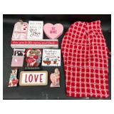 Valentineï¿½s Love Lot - Decor Items, Apron +