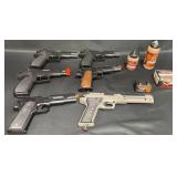 6 BB Airsoft Pistols  Colt, Auto Air II, Ammo