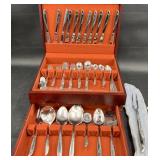 Oneida Community Stainless Flatware Set w Box