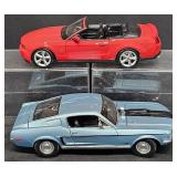 2 Maisto Diecast Ford Mustang GT Model Cars