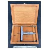 Mitutoyo Micrometer w Wooden Case