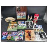 Sports Memorabilia - Autographs & Collectibles