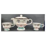 Baileyï¿½sï¿½Winking Faceï¿½Teapot & 2 Teacups