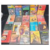 21 Vintage Sci-Fi Fantasy Pulp Paperbacks- Asimov+