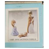 New Lladro Mini Sagrada Familia Holy Family Set