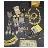 Jewelry w Earrings & Necklaces