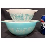 2 Vintage Pyrex Cinderella Mixing Bowls