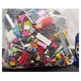 4 Pounds of Assorted Legos Pieces