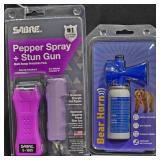 New Pepper Spray & Stun Gun Combo w Bear Horn