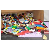 4 Pounds Assorted Legos Pieces