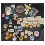 Vntg Souvenir Pins, Buttons, Memorabilia - Pope +