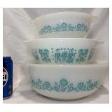 3 Vintage Pyrex Amish Butterprint Nesting Bowls