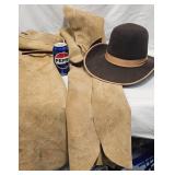 Women's 10-Gal Cowboy Hat & Suede Chaps