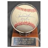 Rollie Fingers Signed Baseball w Display