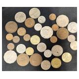 World Coins w Various Denominations