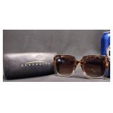 Simply Vera Vera Wang Sunglasses w Case