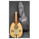 Gawharet El Fan Oud w Inlay & Soft Case