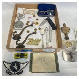 Small Treasures & Collectibles - Buckles +