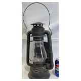 Vintage Dietz No. 2 Blizzard Kerosene Oil Lantern