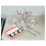 misc silverplate in tote