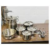 set of Tramontina cook ware & cuttlery -