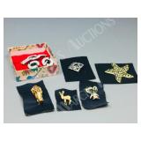 assorted costume jewellery