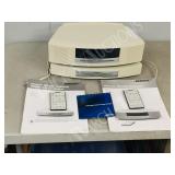 BOSE Wave & BOSE CD changer-2 remotes