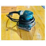 Makita finish sander -