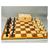 folding chess board w/ box wood pieces - complete