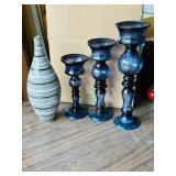 4 glass vases