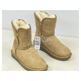 NEW pair of Shearling scalloped edge boots