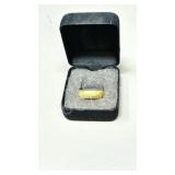 14k gold (marked 750) band - 5.8g