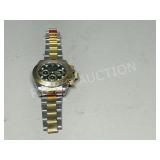modern multi dial face quartz watch