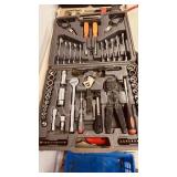 Multi tool set in case