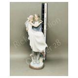 Lladro wedding couple - 11"