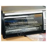 Black & Decker toaster oven-lightly used